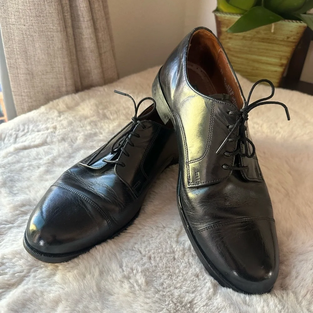 Bostonian elegant black